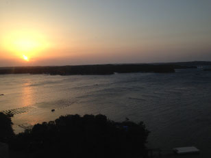 宿から英虞湾の夕日