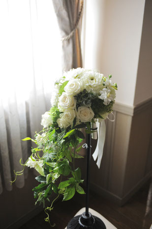 琴羽＊様ご確認用＊白とピンクのバラのキャスケードブーケ＊お花 琴羽＊様ご確認用＊白とピンクのバラのキャスケードブーケ＊お花