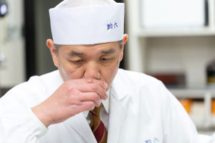 岐阜鮎 大垣ランチ　天然鮎 夫婦 食事 記念日 お祝い 誕生日 還暦 結婚記念日 お友達 女友達 焼きおにぎり 垂井 本巣 関ケ原 羽島 瑞穂市 安八 池田 揖斐川 海津 接待 助六 みよし亭 女子会 飛騨牛 美味しい 和食 人気 祝日 古希 喜寿 米寿 家族 空間 日本料理 両親 敬老の日 出汁 鰻 貸切 車いす 法要 美味しい ガラス張り 助六 西京焼き 鮭 みよし亭 お取り寄せ 大垣通販 時短 冷凍食品 記念日 簡単 惣菜 西京焼き みよし亭 持ち帰り 大垣プリン 大垣ディナー 