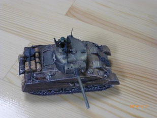 M4A1　Sherman　Midｅum Tank　（１：８６）