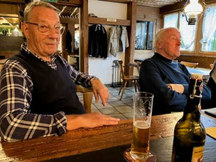 Otto 2, der frohgelaunte Kollege mit dem etwas nachdenklichen Günter