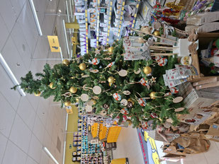 Wunschbaum Futterhaus_Foto: Oetken