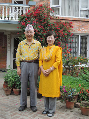 楢戸健次郎さんと楢戸恵子さん