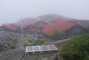 農鳥小屋