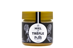Un pot de 240g de Miel de Trèfle Blanc de Nouvelle-Zélande vendu par Puri New Zealand pour les professionnels et particuliers