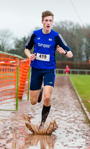 Jan-David Ridder holt sich den Kreistitel der U18 über 3,7 km in 13:04 Minuten. (Foto: Jan-Hendrik Ridder)