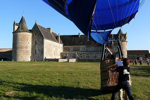 Décollage de montgolfière - Parc du Château de Saveilles, lieu dit Saveille