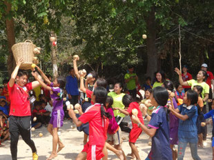 カンボジアの小学校で運動会を実施！（小学校で交流）