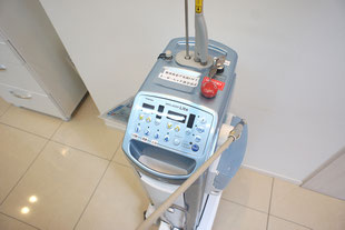レーザー治療器