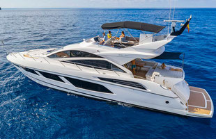 Yacht Charter Mallorca Sunseeker 68 Sport