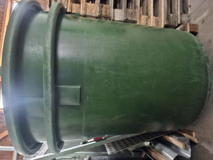 Kunststoff Tank mit Deckel 1000 Liter