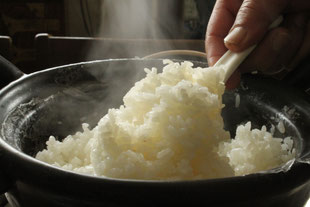 温たなべ　ぬくたなべ　土鍋　お米　無水調理　遠赤効果　おしゃれ　高級炊飯器　焦げ付かない　おこげ　