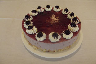 Joghurt - Amarena Torte