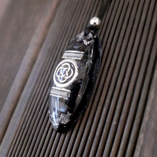 Orgonit Anhänger Keltischer Knoten, Schutz | Edelstein Heilstein Schmuck