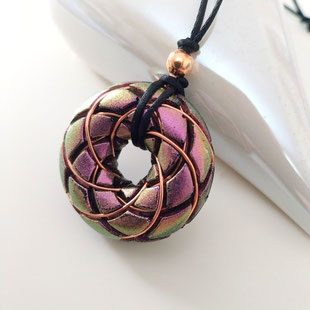 Orgonit Anhänger Torus Rodin violett/gold (B45)| Edelstein Heilstein Schmuck