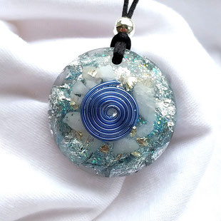 Orgonit Anhänger Spirale blau | Edelstein Heilstein Schmuck Orgon