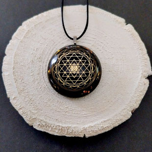 Orgonit Anhänger (A4) Shri Yantra & Schutzsteine, Schutz| Edelstein Heilstein Schmuck