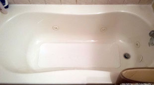 Fiberglass bathtub repair