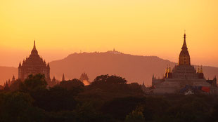 2013-Dec-11 Sacred sunset, Bagan, Myanmar