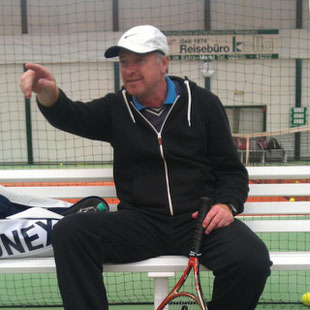 Cheftrainer Götz Dolhausen 