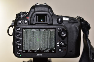 Nikon D610の背面