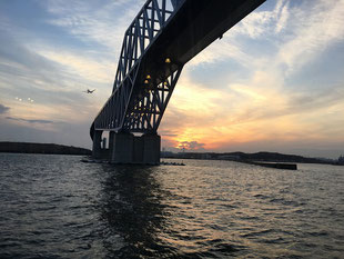 夕陽の東京湾