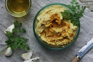 Kichererbsenaufstrich - Hummus, vegetarischer Aufstrich
