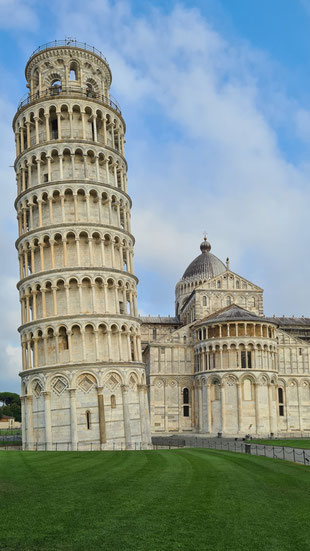 der schiefe Turm von Pisa