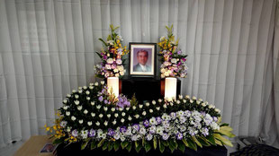 沖縄の葬儀会社知名葬儀社です、中部の葬儀も承ります