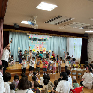 うさぎ組　合奏「ちっちゃないちご」