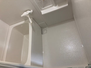 賃貸アパートユニットバス塗装