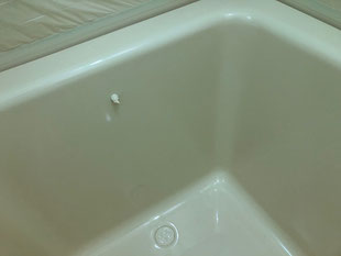 FRP浴槽割れ修理、塗装