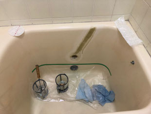 人工大理石浴槽割れ補修塗装