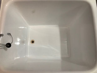 FRP浴槽割れ修理、塗装