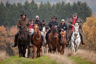 RossFoto Dana Krimmling, Pferdefotografie, Fotografien vom Wanderreiten Westernreiten, Jagdreiten, Kavallerie, Ausreiten, Freiberger Pferde, Western horse