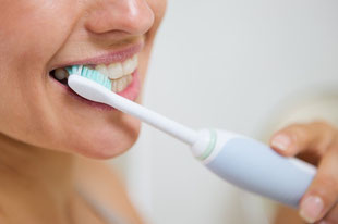 Profi-Tipps vom Zahnarzt für Ihre häusliche Mundpflege