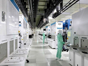 クリーンルーム製造装置の搬出入