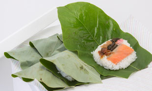 朴葉寿司 ほうば寿司 ほうばずし 栗赤飯 栗おこわ 郷土料理 ごへいもち 通販 食べる あんこ とれったひろば 湯の華市場 道の駅 草餅 産地直送 草大福 米 コシヒカリ 茶 岐阜 漬物 東白川 買う 田舎料理 素朴 おばちゃん つちのこ 下呂温泉 じゃがいもドーナツ 歌舞伎 野菜 地元料理 手作り 人気 おすすめ 食事 餅 寿司 食事 通販 無農薬 笹寿司 笹ずし 五平餅 朴葉餅 買う 赤かぶ漬け ほうばもち よもぎ 販売 取り寄せ おじゃマップ 香取慎吾 話題 里山 人気 ＳＭＡＰ スマップ