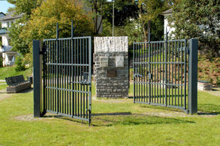 Heidenberg Platz am Belgischen Denkmal mit Blick in Richtung Siegen