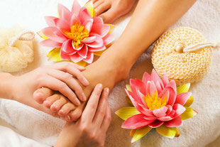 Beauty salon Stuttgart Mitte Wellness massages Feet Foot Reflexology