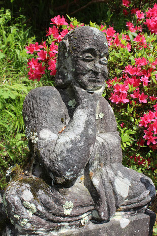 長野県　大法寺　羅漢石像