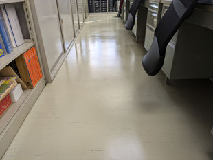 札幌市オフィスの床ワックス施工後の光沢がある仕上がり