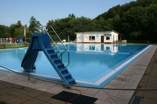 waldschwimmbad-kirchvers Webseite!