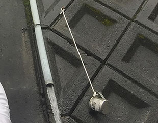 十津川村の谷瀬の吊り橋の自然水