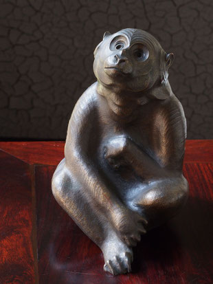 銅打出し猿置物