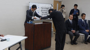 表彰式・入札会の画像4