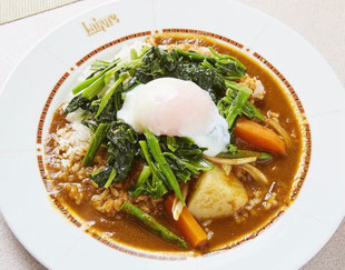 ほうれん草カレーwith温泉たまご