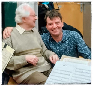 Probenfoto: Adalbert Strehlow und Solist Volker Reinhold (Violine) 03/24