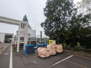 シャッター物置新設工事：工事前