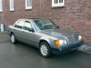 Mercedes 230 E W124 – 1987